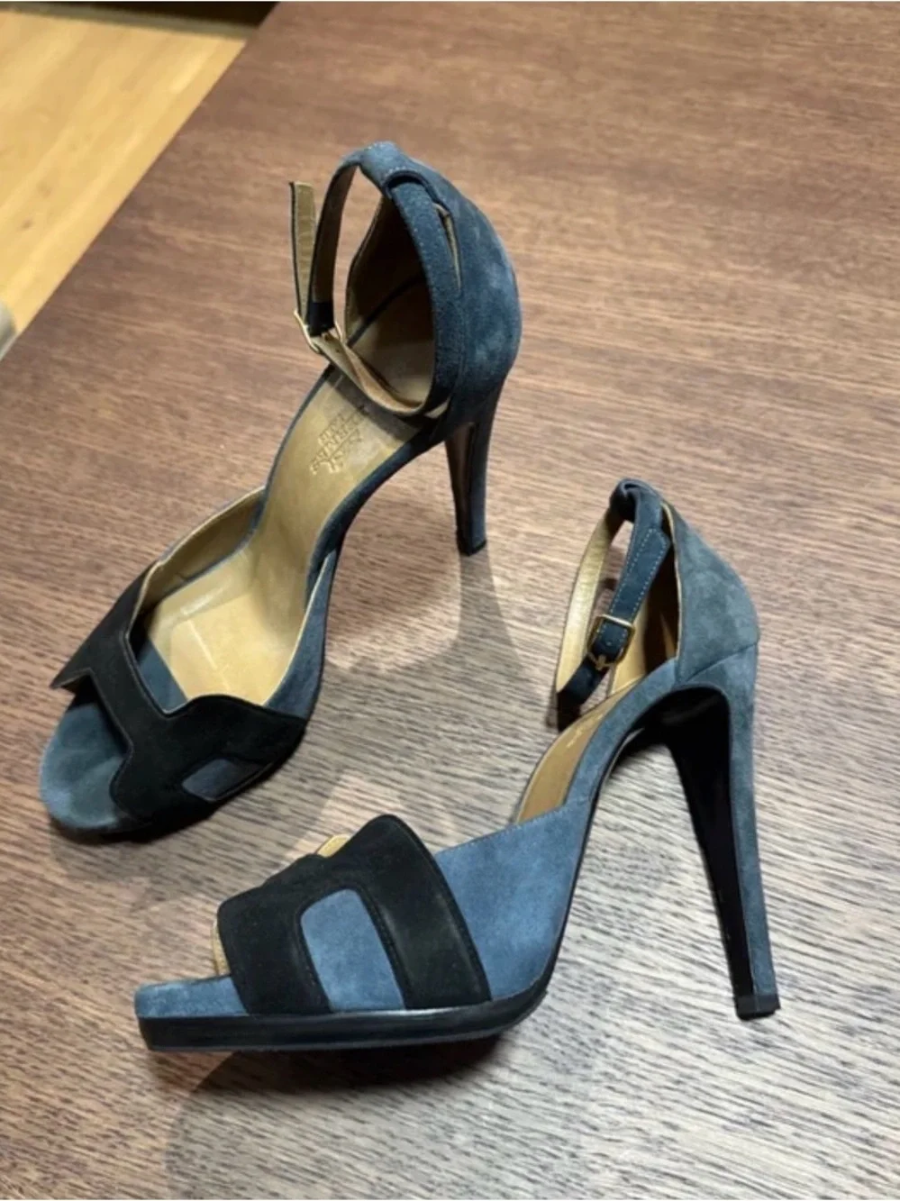 Hermes Highlight Heel Suede Open-Toe Ankle Strap High Heels in Teal and Black